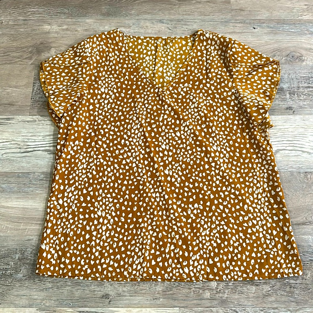SHEIN top size large. In new condition!